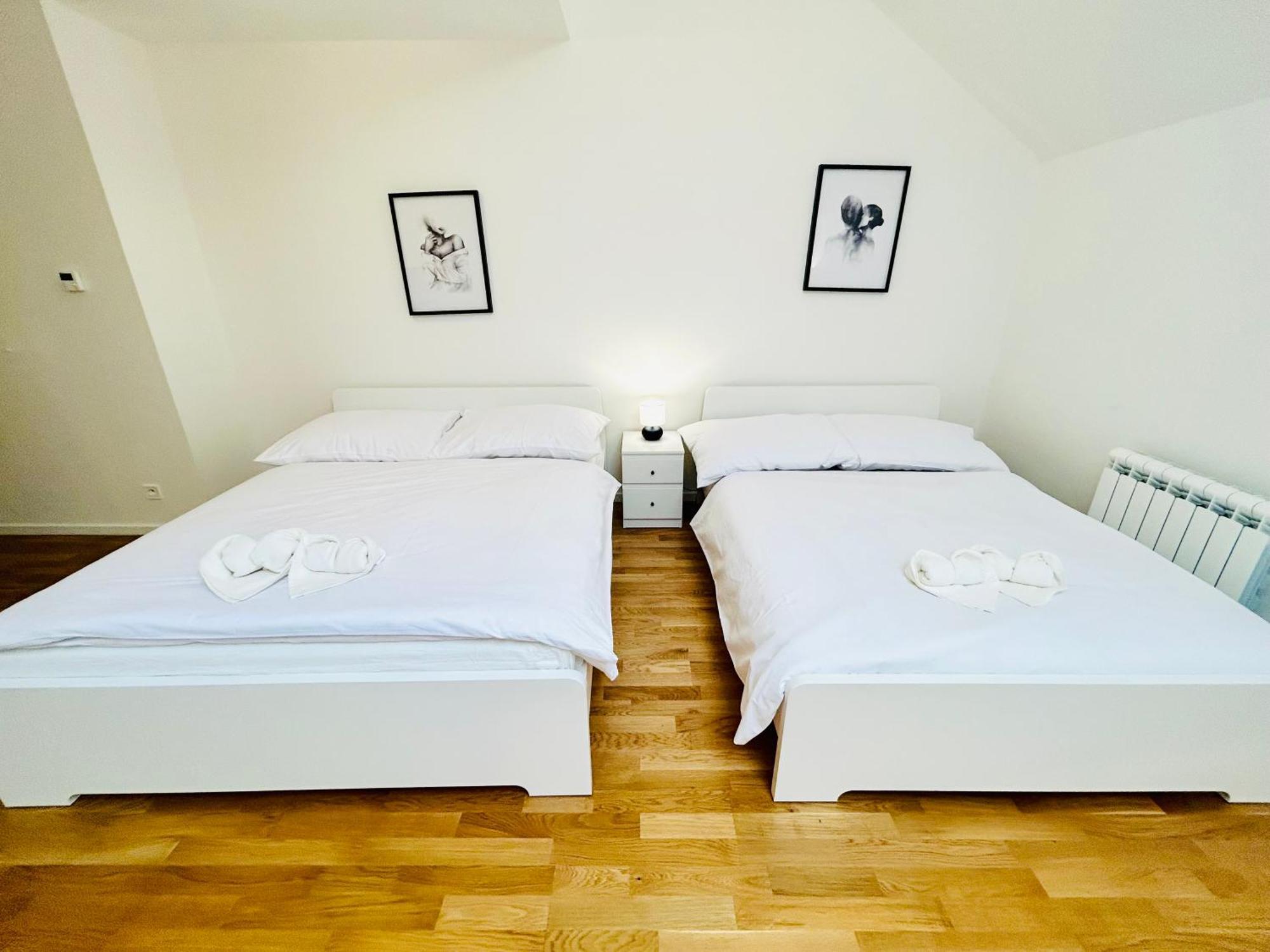 Cozy Design Apartments Right Next To Wenceslas Square Praga Esterno foto